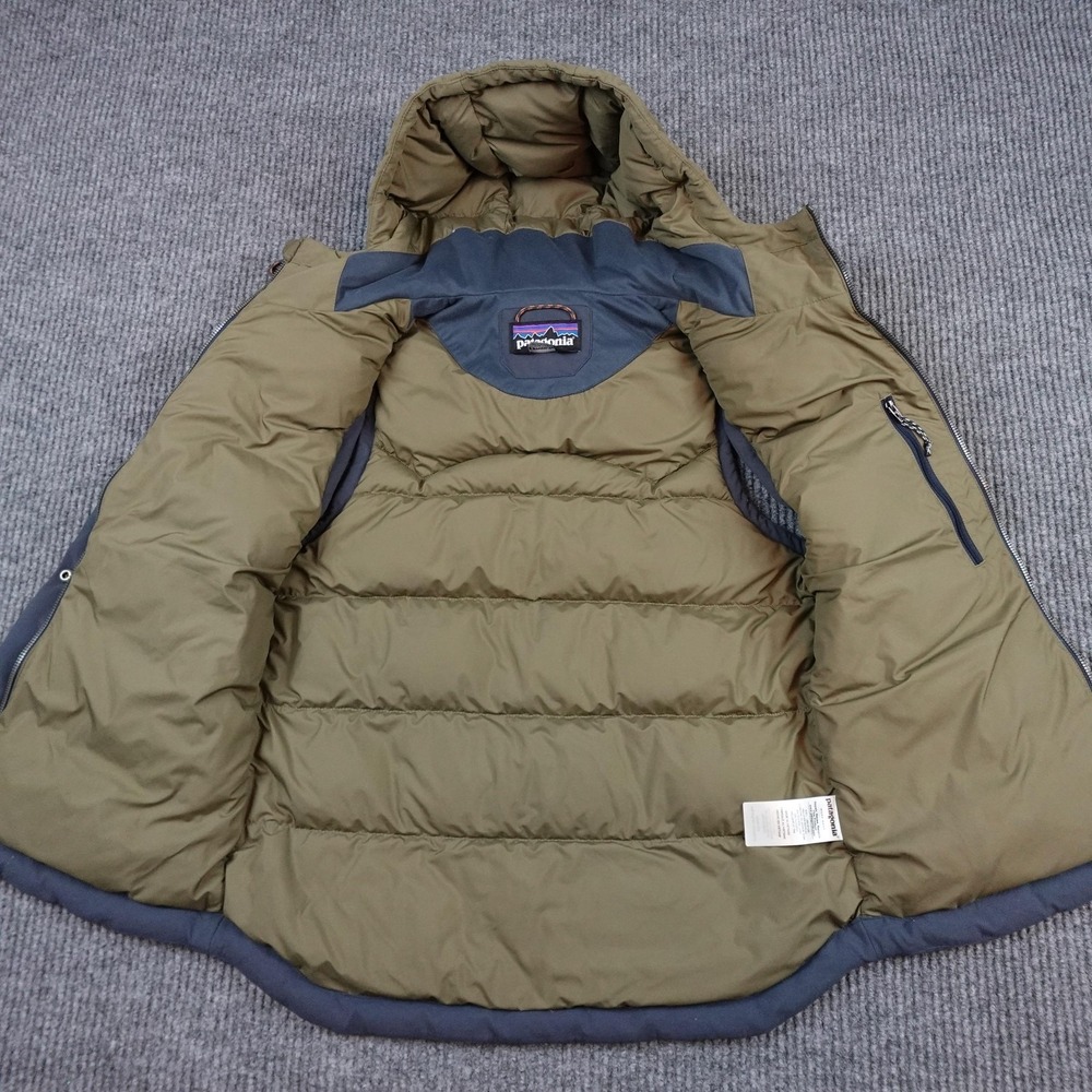 Patagonia Bivy Hooded Puffer Vest Womens Small Gray Quilted Down Snap 27746 - Picture 3 of 10